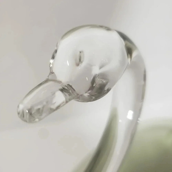 Vintage Duncan Miller Green/Clear Handblown  Art Glass Swan. - Picture 4 of 8